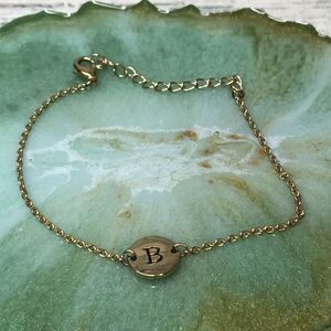 Letter‎ B Initial Bracelet 8" Gold Tone Chain NWOT